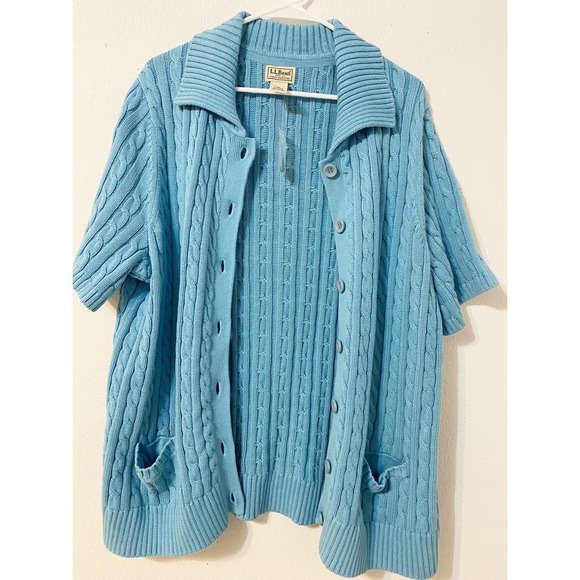 L.L.Bean Buttoned Sweater NWOT - Picture 4 of 4